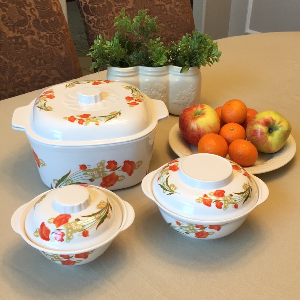 Vintage Melamine Ware Dinner Set